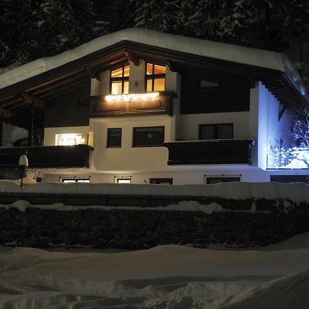 Haus Fischer เพทท์นอย อัม อาร์ลแบร์ก ภายนอก รูปภาพ